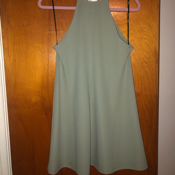 NWT Forever 21 Green Summer Dress - Picture 2 of 3